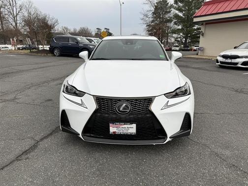 2018 Lexus IS 300 Base