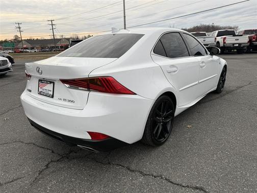 2018 Lexus IS 300 Base