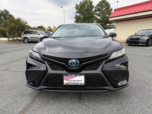 2022 Toyota Camry SE