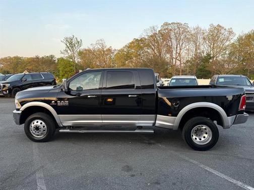2018 RAM 3500 Laramie Mega Cab 4x4 6'4' Box