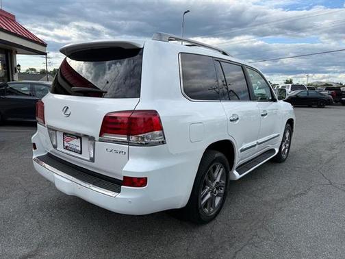 2013 Lexus LX 570 Base