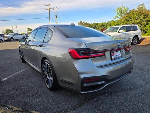 2020 BMW 740 740i w/M SPORT & EXECUTIVE PACKAGE