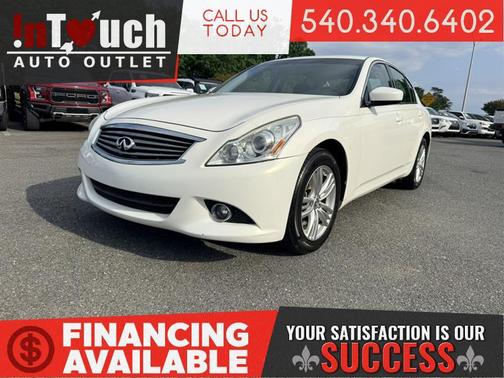 Moonlight White 2013 INFINITI G37x Base