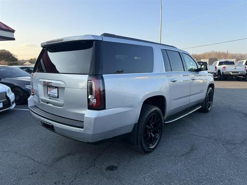 2017 GMC Yukon XL SLT