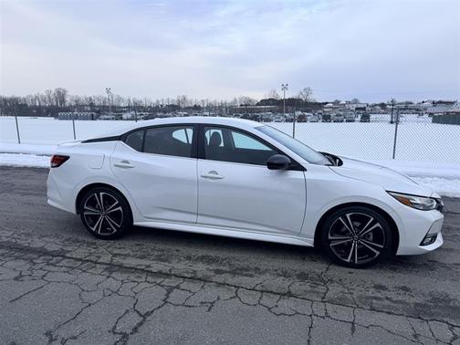 2021 Nissan Sentra SR