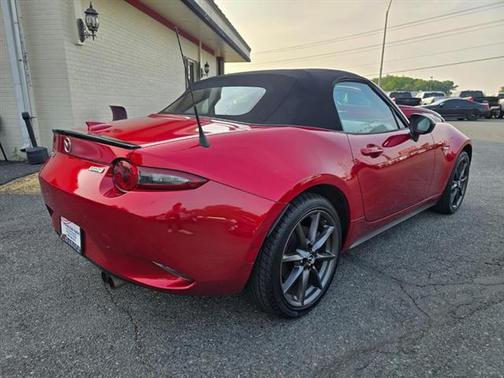2016 Mazda MX-5 Miata Club