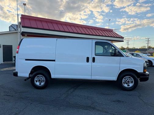 2019 GMC Savana 2500 Work Van