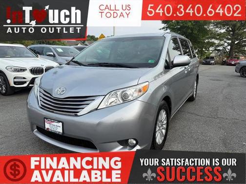 2017 Toyota Sienna XLE