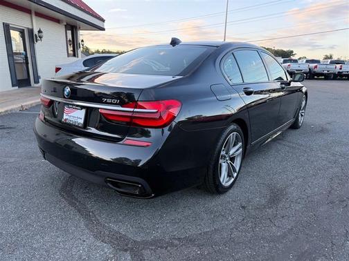 2018 BMW 750 i xDrive