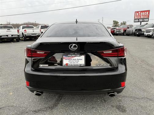 2016 Lexus IS 200t F Sport