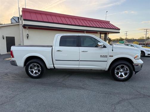 2017 RAM 1500 Laramie