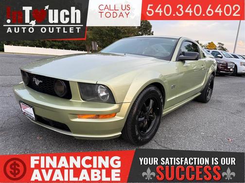 2005 Ford Mustang GT Premium