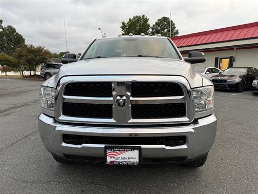 2018 RAM 3500 Tradesman Crew Cab 4x4 8' Box
