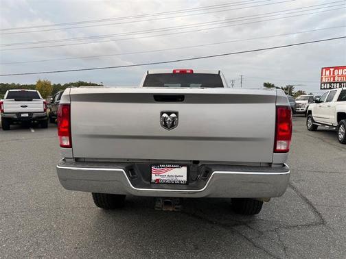 2018 RAM 3500 Tradesman Crew Cab 4x4 8' Box