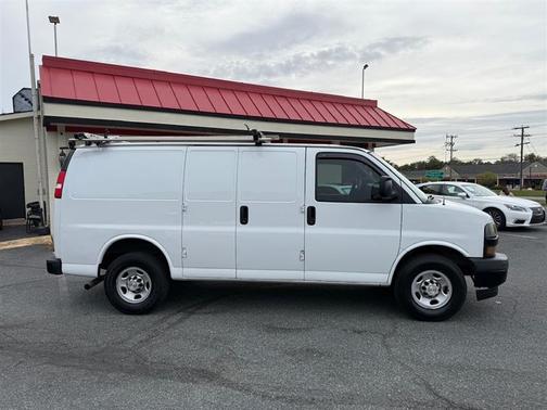 2020 Chevrolet Express 2500 RWD 2500 Regular Wheelbase WT