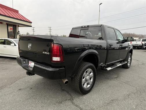 2018 RAM 2500 Laramie Crew Cab 4x4 6'4' Box
