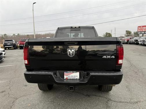 2018 RAM 2500 Laramie Crew Cab 4x4 6'4' Box