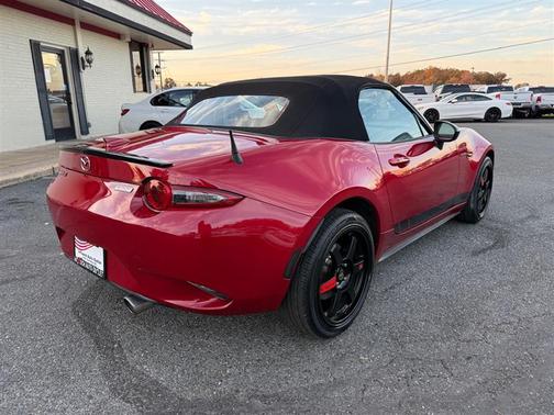 2016 Mazda MX-5 Miata Club