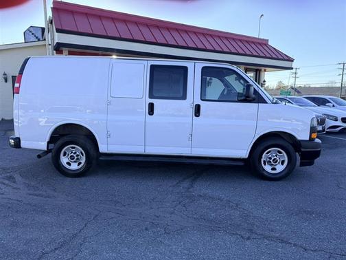 2019 GMC Savana 2500 Work Van