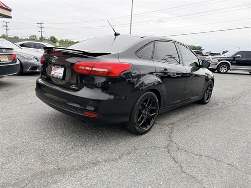Tuxedo Black 2015 Ford Focus ST Base