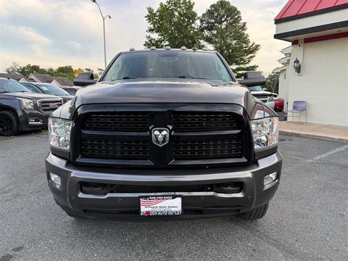 2017 RAM 3500 Big Horn Crew Cab 4x4 8' Box