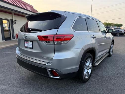 2017 Toyota Highlander Limited