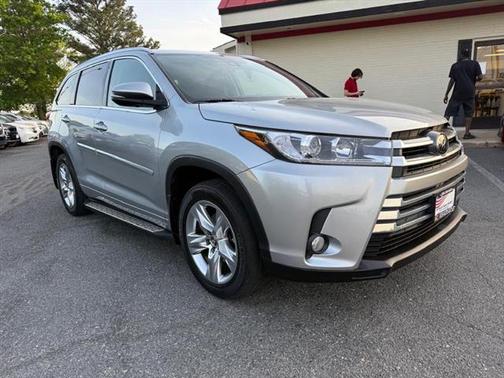 2017 Toyota Highlander Limited
