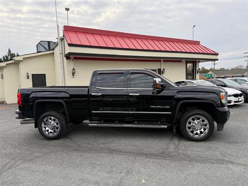 2019 GMC Sierra 2500 Denali