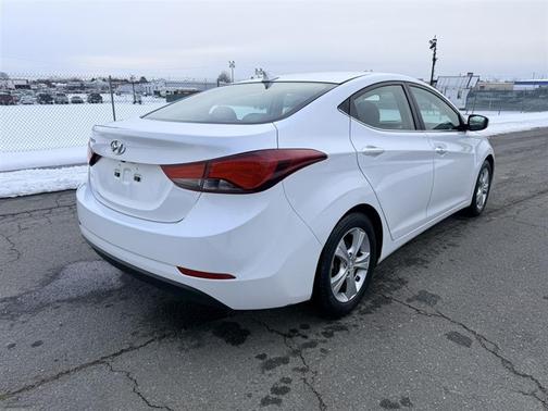 2016 Hyundai ELANTRA Value Edition