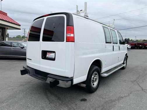 Summit White 2020 Chevrolet Express 2500 LT