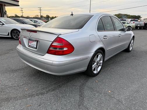 2005 Mercedes-Benz E-Class 5.0L