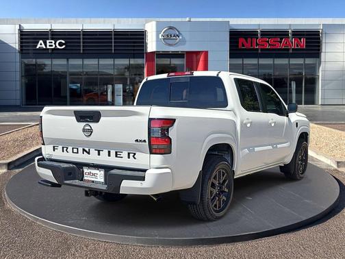 Glacier White 2026 Nissan Frontier SV
