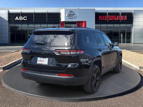2023 Jeep Grand Cherokee L Altitude