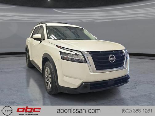2022 Nissan Pathfinder SV 2WD