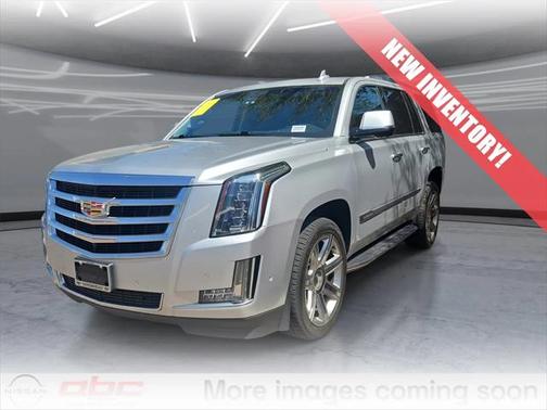 2018 Cadillac Escalade Luxury