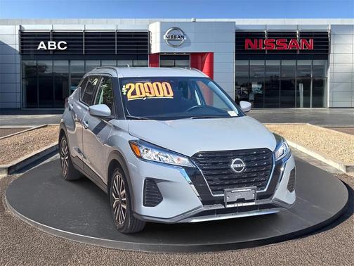 2024 Nissan Kicks SV