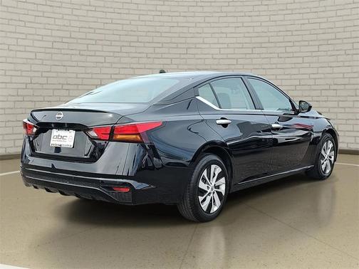 2023 Nissan Altima S FWD