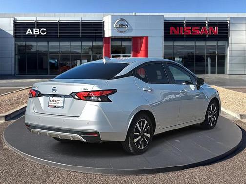 2021 Nissan Versa 1.6 SV