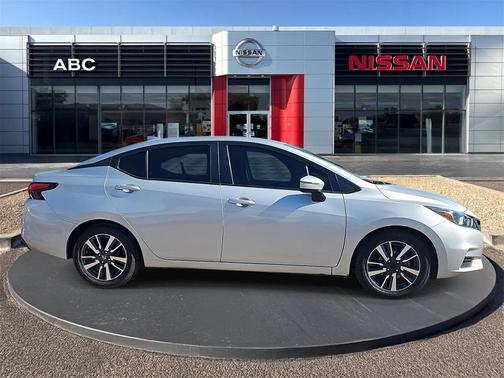 2021 Nissan Versa 1.6 SV