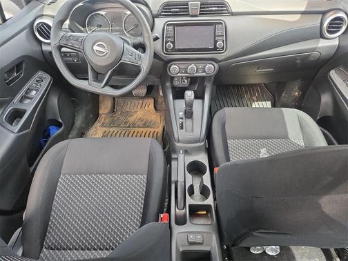 2024 Nissan Versa 1.6 S