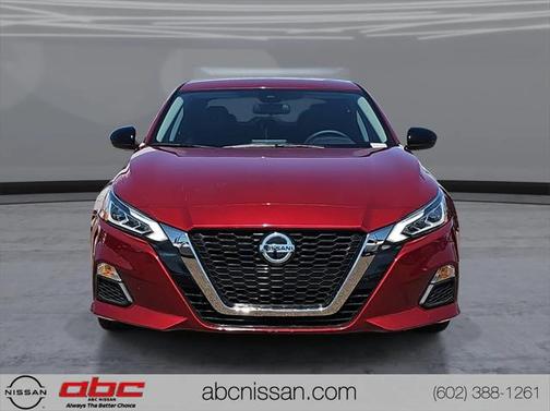 2022 Nissan Altima SR FWD