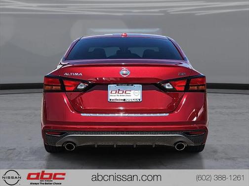 2022 Nissan Altima SR FWD
