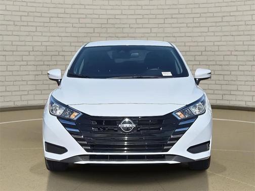 2024 Nissan Versa 1.6 SV