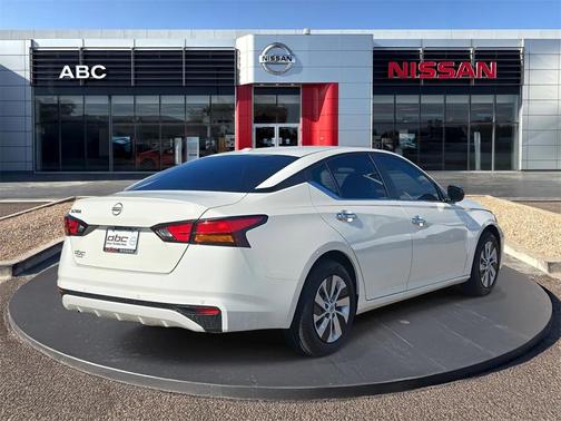 2025 Nissan Altima S FWD