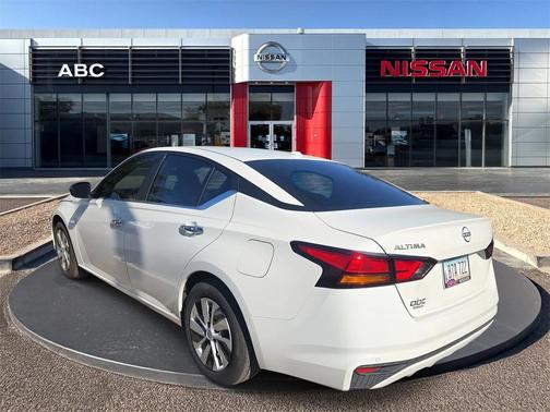 2025 Nissan Altima S FWD