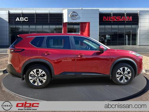 2022 Nissan Rogue SV