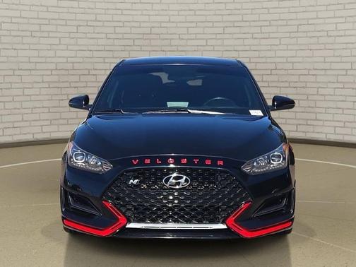 2019 Hyundai Veloster Base