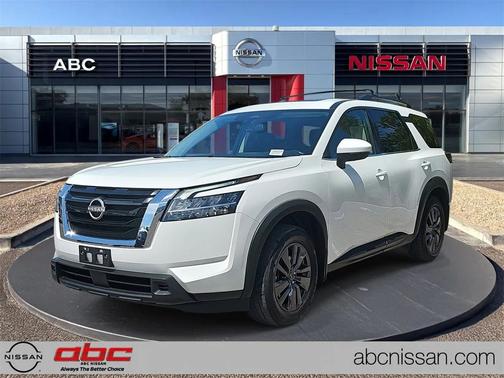 2022 Nissan Pathfinder SV 2WD