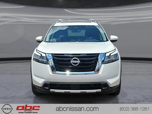 2023 Nissan Pathfinder SL FWD