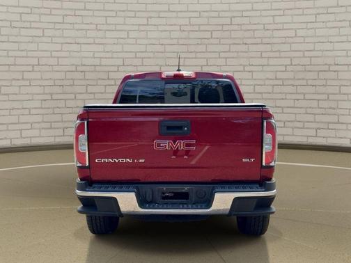 Red Quartz Tintcoat 2018 GMC Canyon SLT